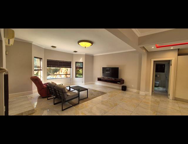 5 BEDROOM HOUSE FOR SALE IN IZINGA RIDGE